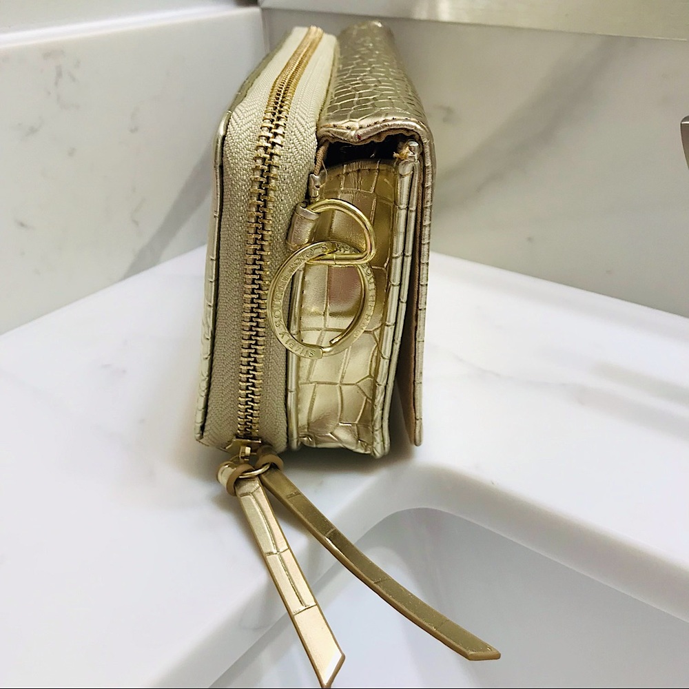 🆕🔥SIMPLY SOUTHERN SUPER CHIC&BEAUTIFUL GOLD COLORED WRISTLET AND OR CROSSBODY - Picture 8 of 14